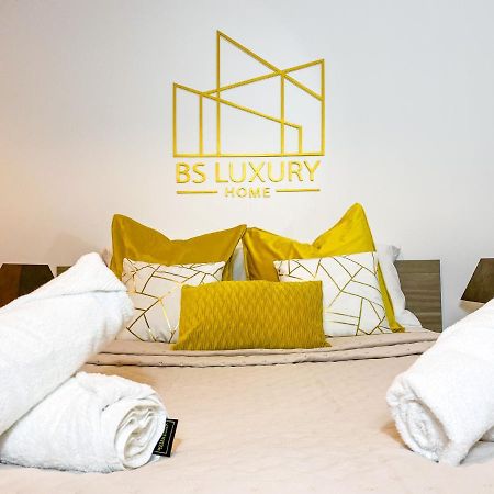 The Golden House * Parking * Garden Apartamento Corbeil-Essonnes Exterior foto