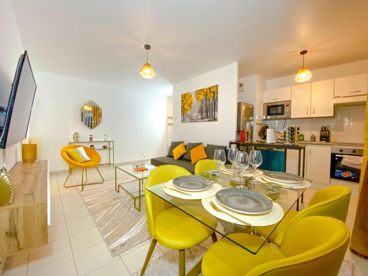 The Golden House * Parking * Garden Apartamento Corbeil-Essonnes Exterior foto